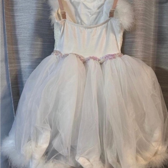 Elegant White Kids Dance Costume - Picture 3 of 9